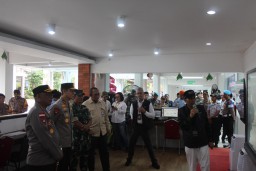 Kapolres Bandara Sambut Kapolda Bali Dalam Rangka Kunjungan ke Posko Terpadu Angkutan Udara Lebaran Tahun 2025