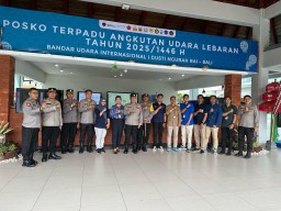 Kapolres Bandara Ngurah Rai Sambut Kunjungan Tim Supervisi Mabes Polri Operasi Ketupat 2025