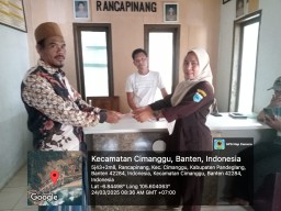 Pemerintah Desa Rancapinang Salurkan Honor RT RW dan LKD