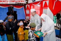 Kado Lebaran Hari Raya, Bupati Sampang Santuni 1.000 Anak Yatim