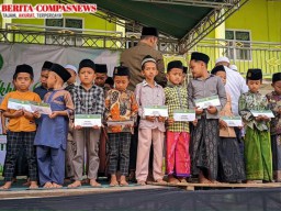Program di Bulan Suci Ramadhan, Ikatan Alumi Al Muallam Berkolaborasi Dengan Komunitas Sosial One Day One Juz Gelar Santunan Anak Yatim dan Fakir Miskin 