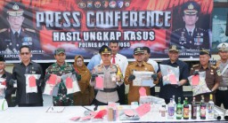 Polres Bondowoso Gelar Apel Pasukan Operasi Ketupat Semeru 2025 dan Pemusnahan Barang Bukti