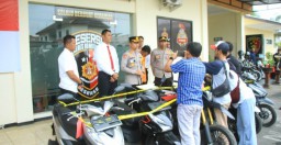 Polres Bondowoso berhasil tangkap Kakak Beradik Curi Motor Dengan Duplikatkan Kunci