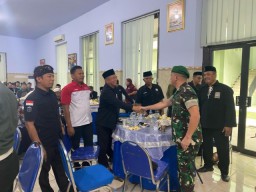 Komandan Korem 982/CPYJ Bersama Ketua DPD LSM Lira Lamongan Hadiri Audensi di Mojokerto