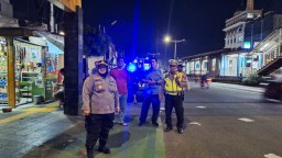 Polsek Jatinegara Amankan Rute Pawai Dan takbiran Di Jakarta Timur.