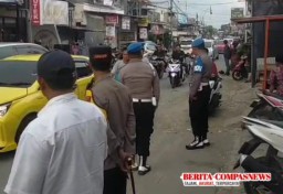 Polres Sampang Gelar Patroli Antisipasi Kemacetan dan Gangguan Kamtibmas di Jalan Raya Tanjung - Camplong
