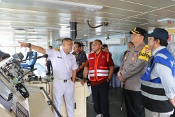 Kapolres Pelabuhan Tanjung Priok, Cek Dan Kontrol Pengamanan Arus Balik Lebaran Penumpang Kapal.