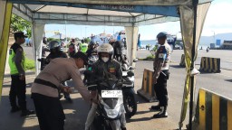 Perketat Pemeriksaan di Pelabuhan Gilimanuk, Polda Bali Kerahkan Anjing K9
