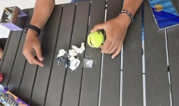 Petugas Temukan Bola Tenis Berisi Barang Terlarang di Area Branghang Dalam Lapas Narkotika Kelas IIA Pamekasan