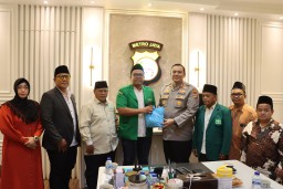 Kapolres Pelabuhan Tanjung Priok, Terima Audiensi Ketua PCNU Dan Bakti Sosial.