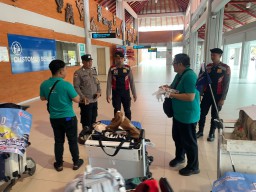 Polres Bandara Ngurah Rai Tingkatkan Pengamanan dan Himbauan Kamtibmas di Terminal Domestik