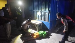 Mayat Pria Ditemukan di Pinggir Jalan Kalisari, Polisi Pastikan Meninggal Akibat Sakit.