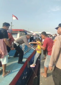 Pelayanan, Pengamanan Dan Himbauan Wisatawan Libur ke Pulau Seribu.