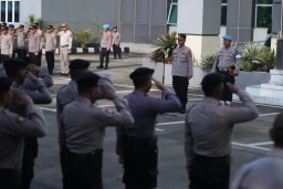 Wakapolresta Tangerang Pimpin Apel Pagi, Tekankan Kedisiplinan dan Larangan Narkoba.