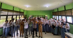 Stop.!! Kekerasan Seksual Terhadap Anak Bawah Umur, Polsek PMK Gencar Lakukan Sosialisasi ke Sekolah dan Lingkungan