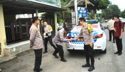 Kapolres Bondowoso Lakukan Pengecekan Pos PAM dan Pos YAN, serta Live Report Arus Lalin