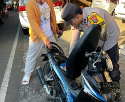 Motor Sales Yakult Digondol Maling Saat Antar Dagangan di Kepanjen, Aksinya Viral di Medsos