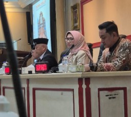 Pungli di Tumpak Sewu Viral, Bupati Lumajang Geram, Penarikan Karcis di Sungai Glidik Dilarang Keras!