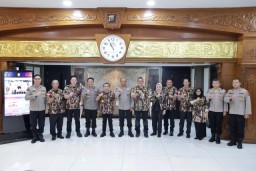 Kapolda Jatim Apresiasi Kaderisasi GM FKPPI Anak Kandung TNI - Polri yang Berkontribusi Dalam Pembangunan Bangsa