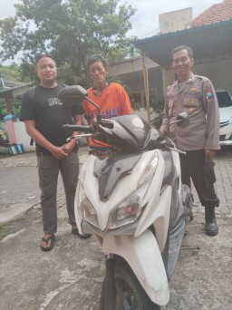Polsek Kenjeran Berhasil Amankan Pengamen Kepergok Curi Motor di Bulak Kalitinjang Surabaya