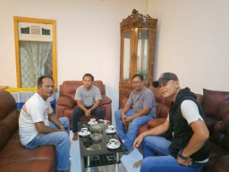 Abdul Zamad Beri Dukungan Penuh Bupati Terpilih Romi - Amru