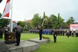 Polres Klungkung Gelar Upacara Bendera Hari Kebangkitan Nasional ke-117