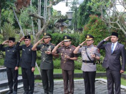 Dandim 1616/Gianyar Hadiri Upacara Peringatan ke-117 Hari Kebangkitan Nasional Tahun 2025
