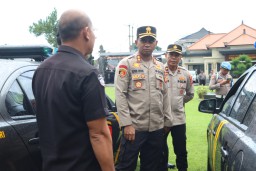 Kapolres Klungkung Tinjau dan Berikan Arahan Kepada Personel Dalam Pelaksanaan Patroli Barcode