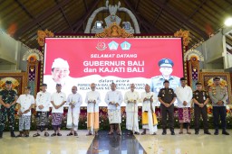Kapolres Klungkung Hadiri Peresmian Bale Kertha Adhyaksa dan Dharma Santi Nyepi Tahun 2025