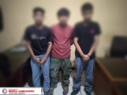 Respon Cepat Polsek Cakung Amankan 3 Pelajar Tawuran di Rawa Gelam, Tiga Celurit Disita