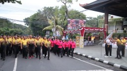 Semarak HUT Bhayangkara ke-79, Polresta Denpasar Gelar Olahraga Bersama dan Pelayanan Publik di CFD Lumintang