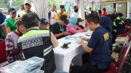 HUT Bhayangkara ke-79, Polrestabes Surabaya Hadirkan CFD Humanis Penuh Layanan Kesehatan dan Administratif