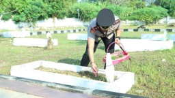Peringati Hari Bhayangkara ke-79, Kapolres Bangkalan Pimpin Ziarah dan Tabur Bunga di Taman Makam Pahlawan