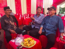 Jalan Rusak di Desa Pakuniran Margoayu Memprihatinkan, Warga dan Tamu Undangan Pernikahan Mengeluh
