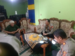 Kapolsek Matraman Sambang Tokoh Masyarakat, Ajak Warga Jaga Keamanan Lingkungan