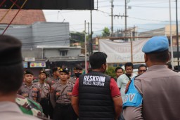 Polres Pasuruan Gerebek Arena Judi Sabung Ayam di Pucangsari, Purwodadi