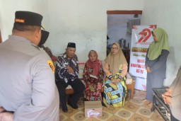 Kapolres Pasuruan Manfaatkan Momentum Hari Bhayangkara Ke-79 Untuk Kunjungi Anggota Sakit
