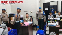 Polres Sampang Berkomitmen Berikan Pelayanan Terbaik, Laporkan Anggota yang Tidak Profesional
