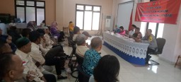 Bhabinkamtibmas dan Babinsa Cililitan Hadiri Musyawarah Pembentukan Koperasi Merah Putih