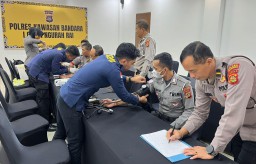 Personel Polres Bandara Ngurah Rai Jalani Pemeriksaan Kesehatan Rutin Dari Biddokkes Polda Bali