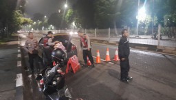 Polsek Cipayung Gelar Strongpoint di TMII, Antisipasi Balap Liar dan Gangguan Kamtibmas