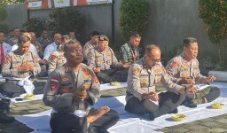 Polres Bandara Ngurah Rai Gelar Doa Bersama Sambut Hari Bhayangkara ke-79