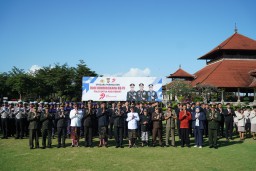 Polres Klungkung Gelar Upacara Hari Bhayangkara ke-79 di Alun-Alun Ida I Dewa Agung Jambe