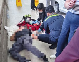Eks Penumpang Pesawat Jetstar JQ-110 Asal Australia Pingsan di Terminal Kedatangan Internasional Bandara Ngurah Rai