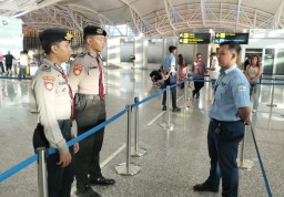 Bandara Ngurah Rai Terdampak Erupsi Gunung Lewotobi, Polres Kawasan Bandara Tingkatkan Pengamanan