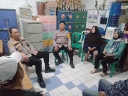Kapolsek Matraman Bersama Tiga Pilar Patroli Dini Hari Antisipasi Tawuran di Pisangan Baru
