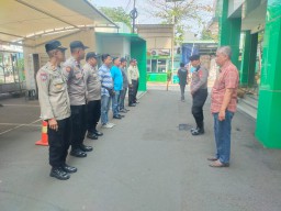 Polsek Pulogadung Gelar Apel Pengamanan Aksi Mahasiswa di PT. Food Station Tjipinang