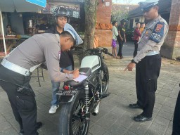 Operasi Patuh Agung 2025 Tindak Tegas Knalpot Tidak Sesuai Spesifikasi Yang Ganggu Ketertiban Umum