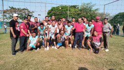 Untuk Mempererat Tali Persaudaraan Ikatan Keluarga Besar (IKB) Timor TTS Surabaya Gelar Turnamen Bola Voli TTS CUP