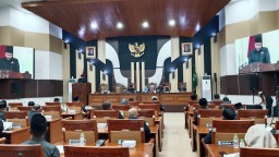 DPRD Kabupaten Pasuruan Gelar Sidang Paripurna Sahkan Perubahan APBD 2025